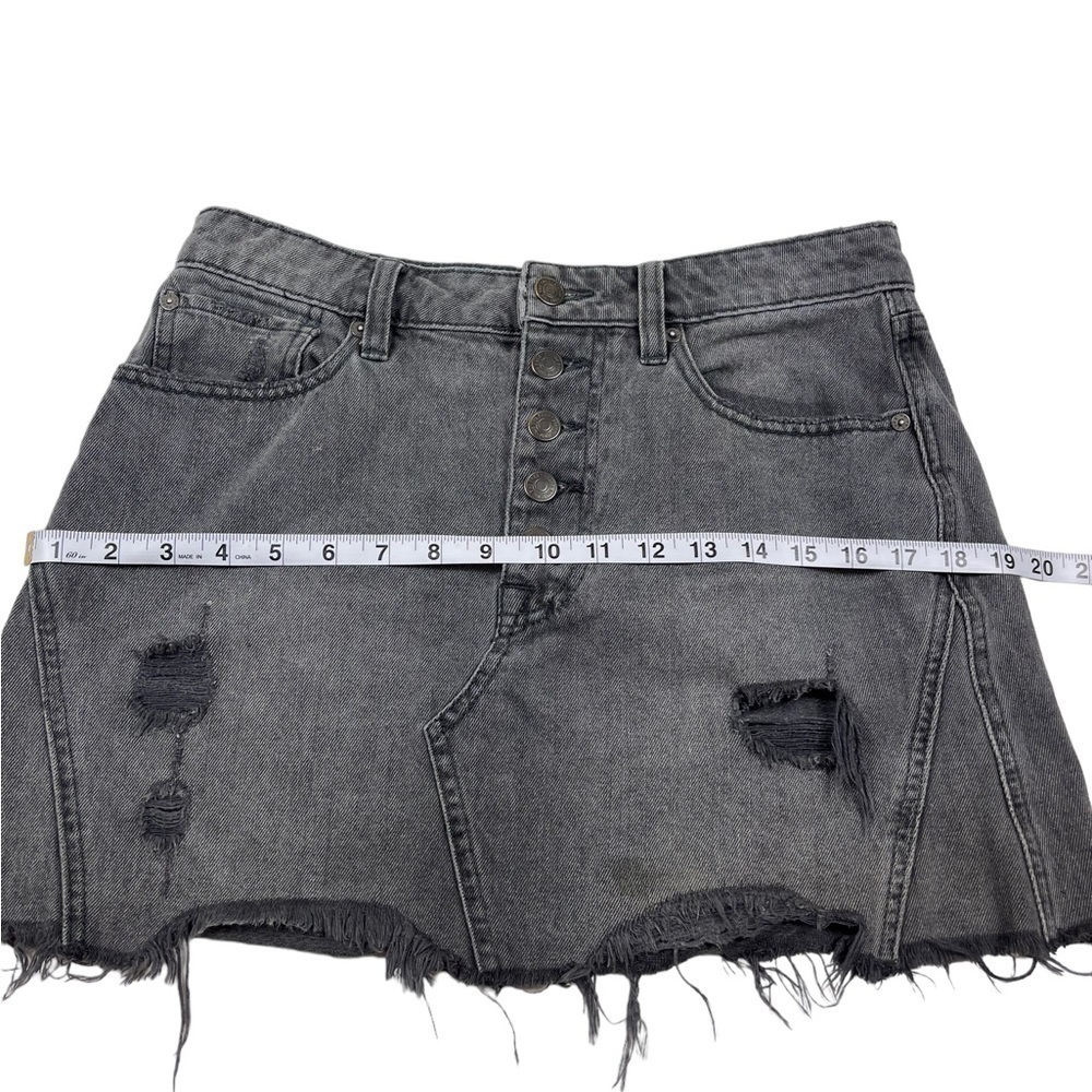 Free People Rainn distressed black denim mini skirt size 28 or small Witchcore - Picture 6 of 9